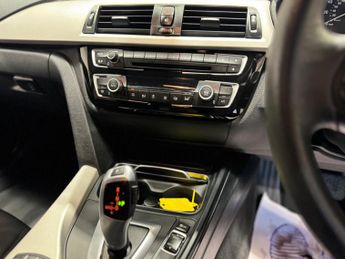 BMW 3 Series 2.0 320i SE Auto Euro 6 (s/s) 4dr