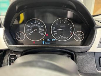BMW 3 Series 2.0 320i SE Auto Euro 6 (s/s) 4dr