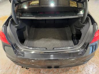BMW 3 Series 2.0 320i SE Auto Euro 6 (s/s) 4dr