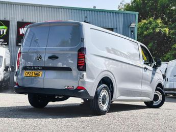 Volkswagen Transporter 2.0 TDI T32 Commerce Auto FWD LWB Euro 6 (s/s) 5dr