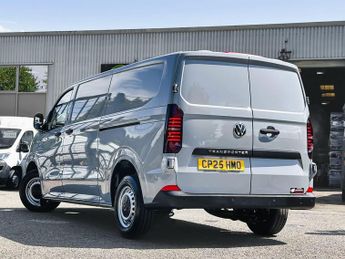 Volkswagen Transporter 2.0 TDI T32 Commerce Auto FWD LWB Euro 6 (s/s) 5dr