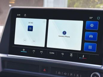 Volkswagen Transporter 2.0 TDI T32 Commerce Auto FWD LWB Euro 6 (s/s) 5dr