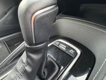 Toyota Corolla 1.8 VVT-h Icon Touring Sports CVT Euro 6 (s/s) 5dr