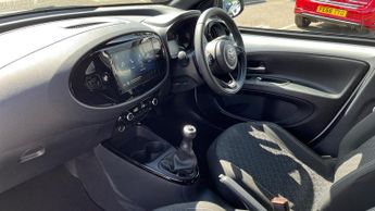 Toyota Aygo X 1.0 VVT-i Edge Euro 6 (s/s) 5dr