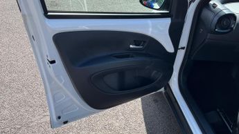 Toyota Aygo X 1.0 VVT-i Edge Euro 6 (s/s) 5dr