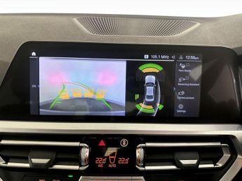 BMW 3 Series 2.0 330e 12kWh SE Pro Auto Euro 6 (s/s) 4dr