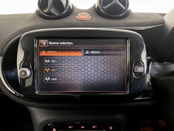 Smart forfour 17.6kWh Exclusive Auto 5dr (22kW Charger)