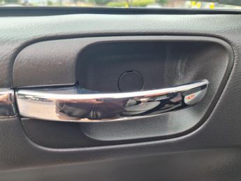 Chrysler 300C 3.5 LUX 5dr
