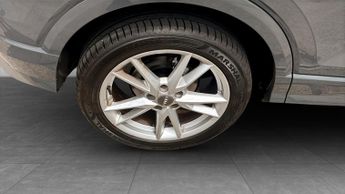 Audi Q2 1.6TDi 30 S-Line 5dr Automatic