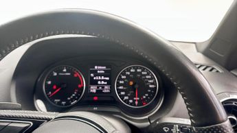 Audi Q2 1.6TDi 30 S-Line 5dr Automatic