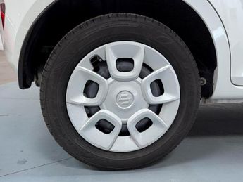 Suzuki Ignis 1.2 Dualjet MHEV SZ3 Hatchback 5dr Petrol Hybrid Manual Euro 6 (