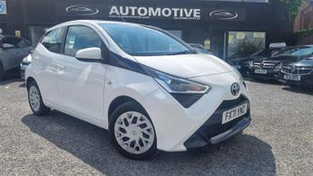 Toyota AYGO 1.0 VVT-I X-PLAY TSS 5DR Manual