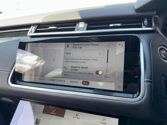 Land Rover Range Rover Velar 3.0 D300 MHEV R-Dynamic HSE Auto 4WD Euro 6 (s/s) 5dr