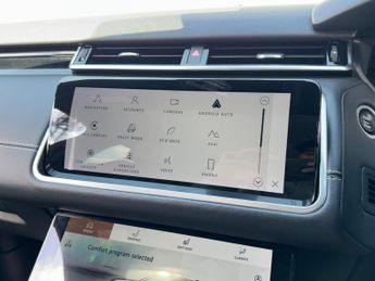 Land Rover Range Rover Velar 3.0 D300 MHEV R-Dynamic HSE Auto 4WD Euro 6 (s/s) 5dr