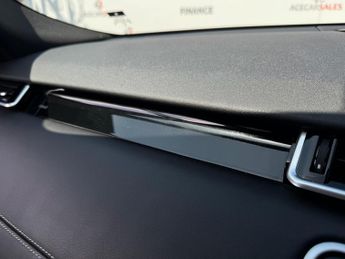 Land Rover Range Rover Velar 3.0 D300 MHEV R-Dynamic HSE Auto 4WD Euro 6 (s/s) 5dr