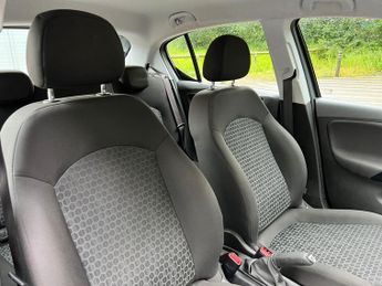 Vauxhall Corsa 1.4i ecoTEC Design Easytronic Euro 6 (s/s) 5dr