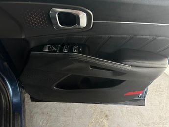 Kia Sorento 1.6 T-GDi 13.8kWh 3 Auto AWD Euro 6 (s/s) 5dr