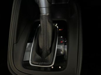 Honda HR-V 1.5 h i-MMD Elegance CVT Euro 6 (s/s) 5dr