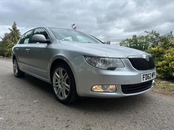 Skoda Superb 2.0 TDI Elegance DSG Euro 5 5dr