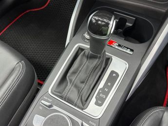 Audi Q2 1.5 TFSI CoD 35 Black Edition S Tronic Euro 6 (s/s) 5dr