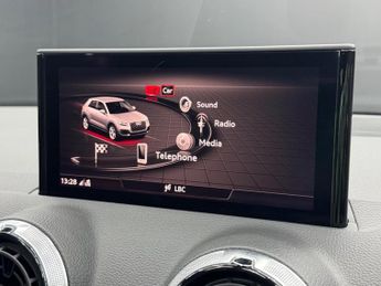 Audi Q2 1.5 TFSI CoD 35 Black Edition S Tronic Euro 6 (s/s) 5dr