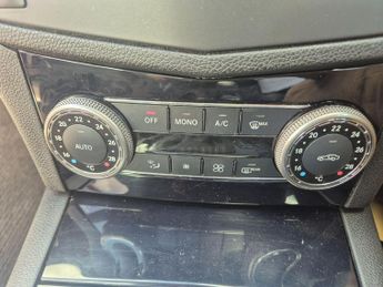 Mercedes-Benz C Class 3.0 C280 V6 SE G-Tronic Euro 4 4dr