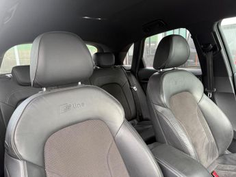 Audi Q3 2.0 TDI Black Edition S Tronic quattro Euro 6 (s/s) 5dr