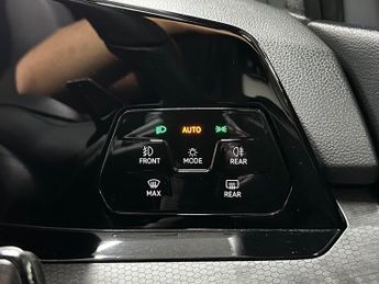 Volkswagen Golf 2.0 TSI GTI DSG Euro 6 (s/s) 5dr