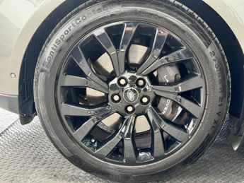 Land Rover Range Rover 4.4 SD V8 Vogue SE Auto 4WD Euro 6 (s/s) 5dr