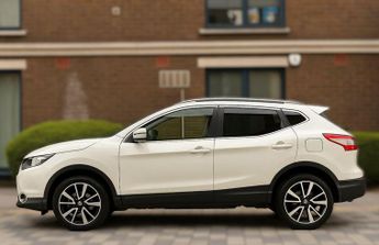 Nissan Qashqai 1.2 DIG-T Tekna 2WD Euro 5 (s/s) 5dr