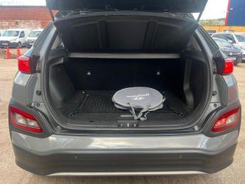 Hyundai KONA 64kWh Premium Auto 5dr