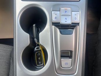 Hyundai KONA 64kWh Premium Auto 5dr