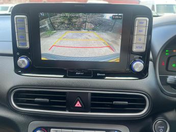 Hyundai KONA 64kWh Premium Auto 5dr