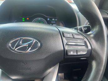 Hyundai KONA 64kWh Premium Auto 5dr
