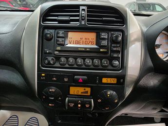 Toyota RAV4 2.0 VVT-i XT-R 4WD 5dr