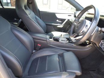 Mercedes-Benz CLA 1.3 CLA200 AMG Line Coupe 7G-DCT Euro 6 (s/s) 4dr