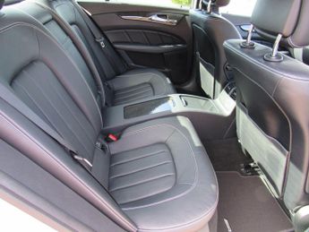 Mercedes-Benz CLS 2.1 CLS220d AMG Line Coupe G-Tronic+ Euro 6 (s/s) 4dr