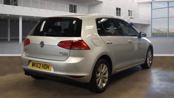 Volkswagen Golf 2.0 TDI BlueMotion Tech SE DSG Euro 5 (s/s) 5dr