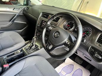 Volkswagen Golf 2.0 TDI BlueMotion Tech SE DSG Euro 5 (s/s) 5dr