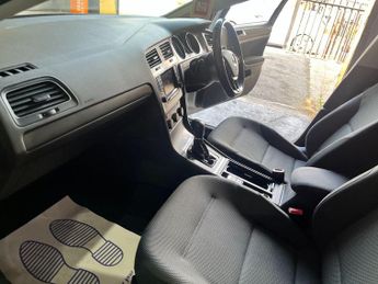 Volkswagen Golf 2.0 TDI BlueMotion Tech SE DSG Euro 5 (s/s) 5dr