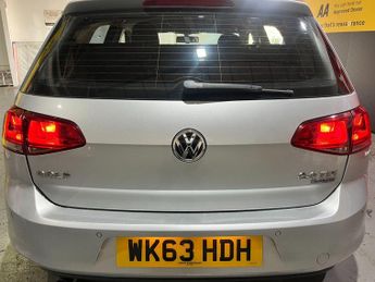 Volkswagen Golf 2.0 TDI BlueMotion Tech SE DSG Euro 5 (s/s) 5dr