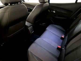 Peugeot E-2008 50kWh Allure Premium Auto 5dr