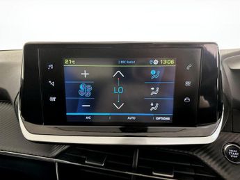 Peugeot E-2008 50kWh Allure Premium Auto 5dr