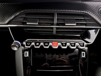 Peugeot E-2008 50kWh Allure Premium Auto 5dr