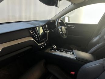 Volvo XC60 2.0 B5 MHEV Inscription Pro Auto Euro 6 (s/s) 5dr