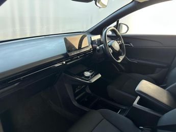 MG MG4 51kWh SE Auto 5dr