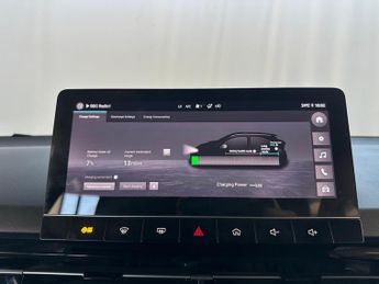 MG MG4 51kWh SE Auto 5dr