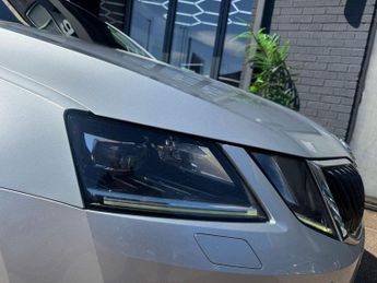 SKODA OCTAVIA 2.0 TDI SE L Hatchback 5dr Diesel DSG 7Spd Euro 6 (s/s) (150 ps)