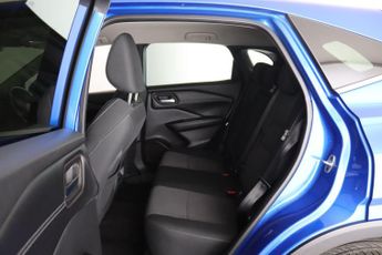 Nissan Qashqai 1.3 DIG-T MHEV N-Connecta XTRON Euro 6 (s/s) 5dr