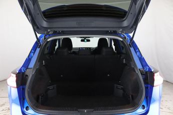 Nissan Qashqai 1.3 DIG-T MHEV N-Connecta XTRON Euro 6 (s/s) 5dr